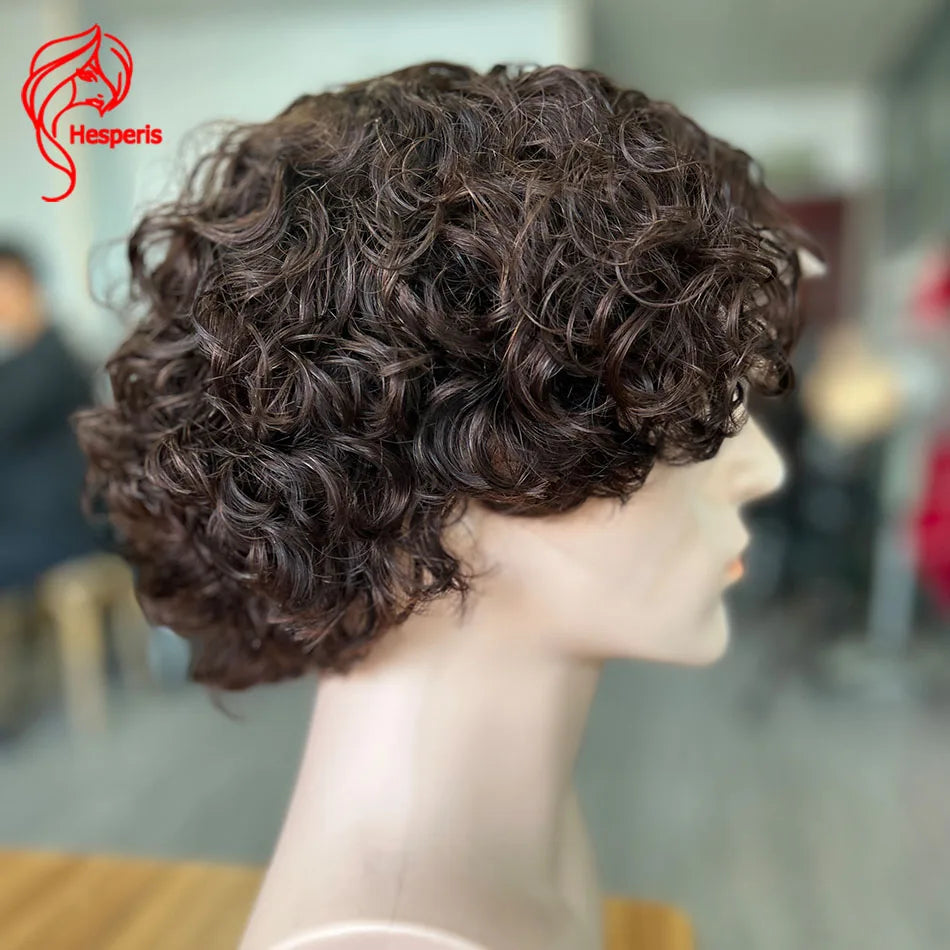 Coupe courte bouclée